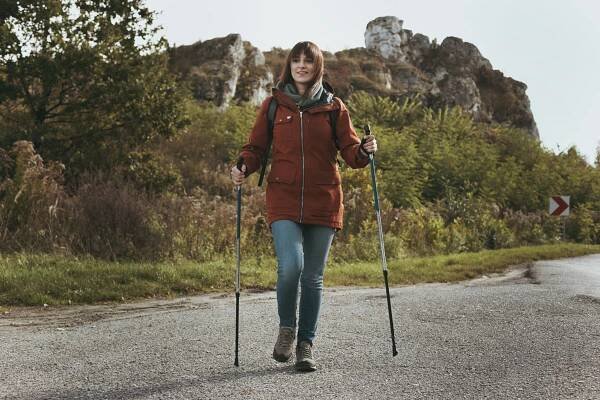 Spokey MEADOW II Hole Nordic Walking 2-dílné, systém anti-shock, černo-modré se | eberry.cz