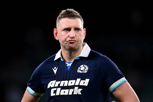 LONDON, ENGLAND - FEBRUARY 22: Finn Russell of Scotland looks dejected after the team's defeat during the Guinness Six Nations 2025 match between England and Scotland at Allianz Stadium on February 22, 2025 in London, England. (Photo by Laurence Griffiths/Getty Images)