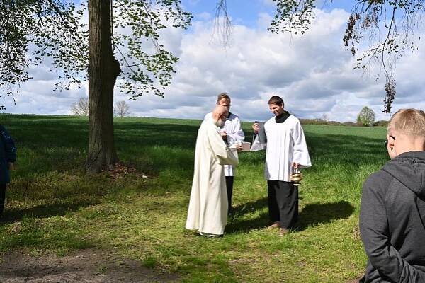 Pouť ke sv. Vojtěchovi - Farnost Plzeň-Bory 