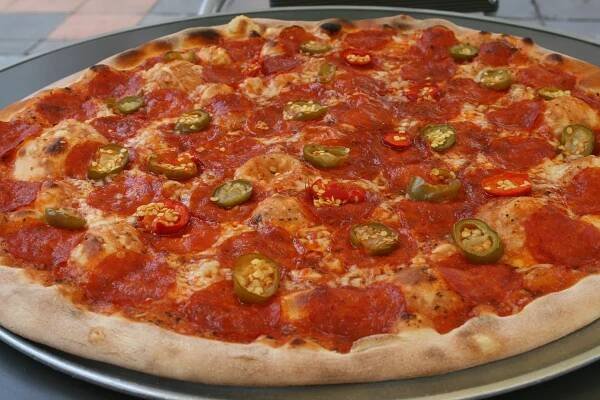 Obrovská pizza (45 cm) s sebou nebo na zahrádce