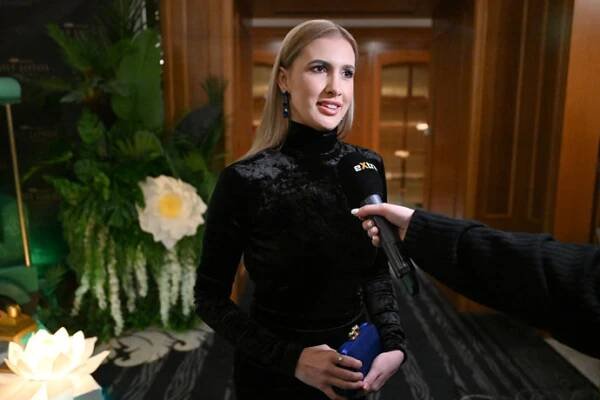 FOTO: Sabina Pšádová při rozhovoru pro eXtra.cz. – stránka 52