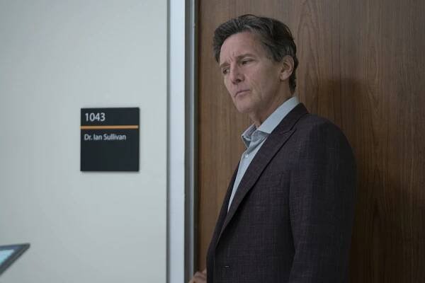 THE RESIDENT, Andrew McCarthy, One Bullet', (Season 6, ep. 606, aired Oct. 4, 2022)