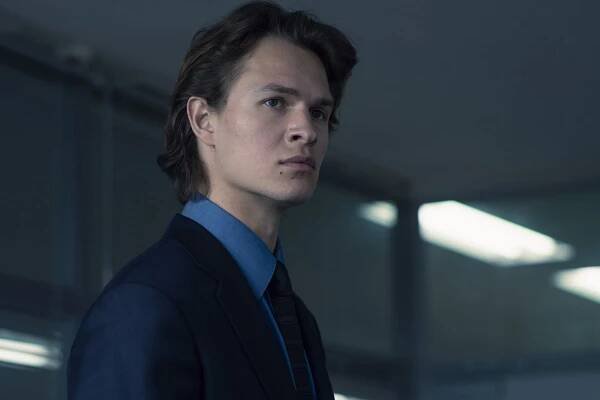 ansel-elgort-0-6d44018f2b2dba168fe819a2c9390c34.jpg