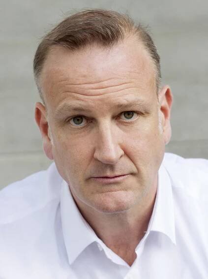 Thomas Douglas, Actor & Speaker | Downloads