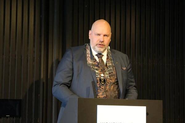 Hans-Jacob Bønå, fylkesordfører i Finnmark på Kirkeneskonferansen 2025. (Foto: Trine Jonassen)