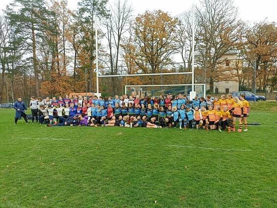 Dívky U15 a U18 série turnajů 7s – Kamenice