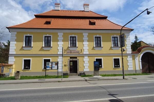 Muzeum Fara foto 1