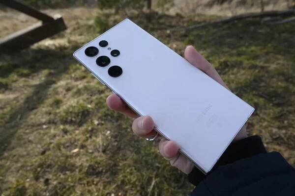 samsung galaxy s22 ultra vitezka souteze fotoaparaty