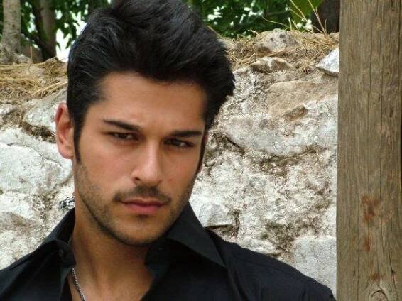 Burak Özçivit
