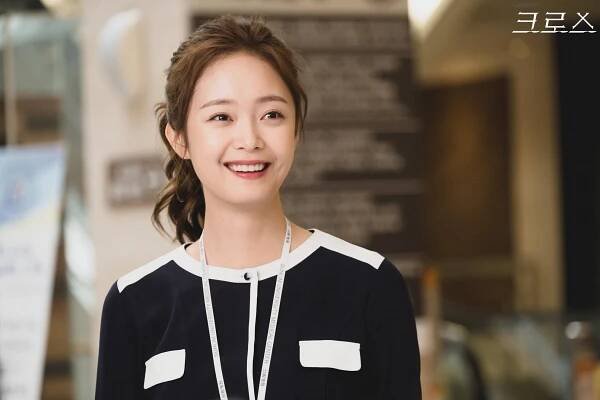 So-min Jeon - Keuroseu - Fotosky