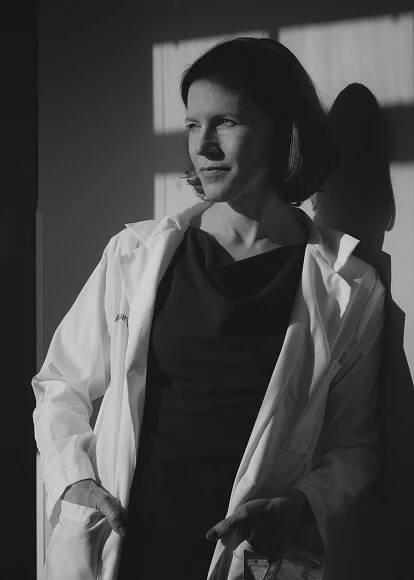 New Heroes: Annie Luetkemeyer: At the Crossroads of Epidemics