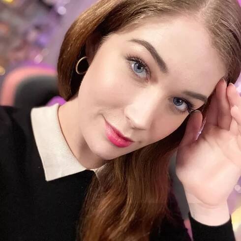 Hot Evelyn Claire luvevelynclaire photo