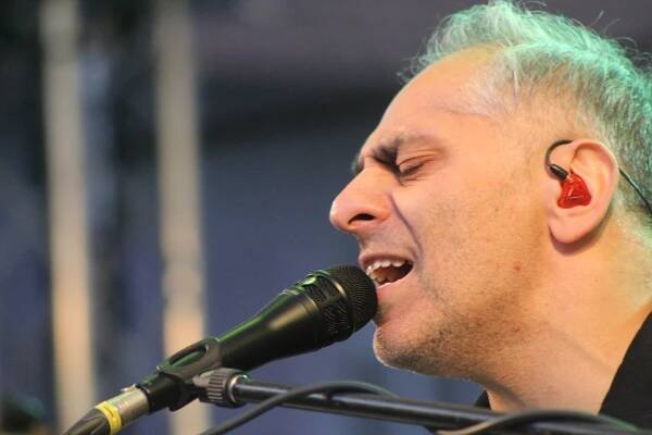 FOTO: Koncert Vlasty Horvátha v Benešově. V hledišti tančili i Burešová a Forejt