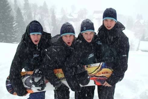 Snowboarďáci fotka