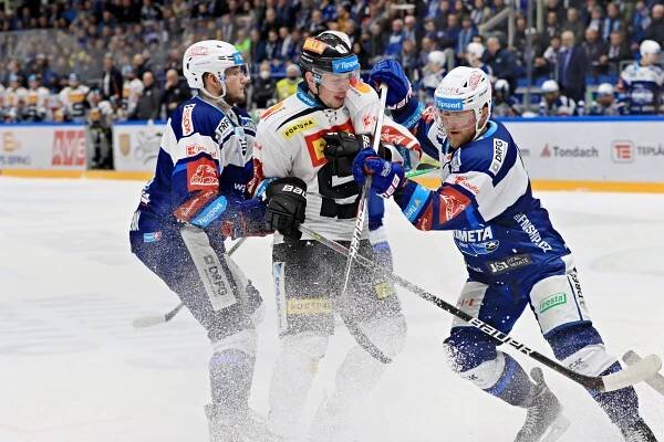 HC Kometa Brno » Reportáž ze zápasu: Kometa - Sparta 2:5 » Kometa v atraktivním zápase nestačila na Spartu