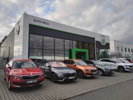 Auto Máca po třiceti letech končí v Jihlavě, nahradí ho ještě větší autosalon