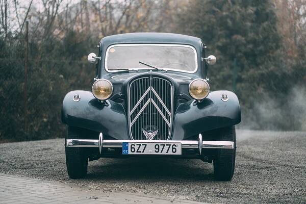 Tento vůz si André Citroën vysnil, zadlužil se kvůli němu, ale jeho úspěchu se nedožil