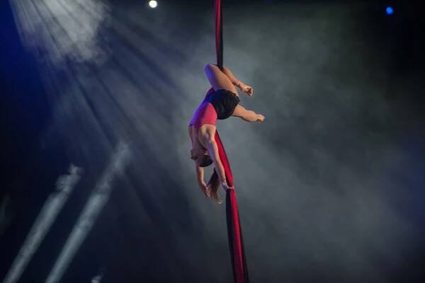 4 - CIRQUEON