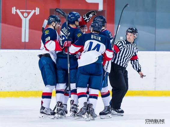 HC Slovan Bratislava s HC Topoľčany - hokejový zápas