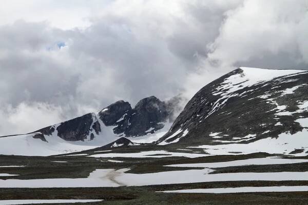 Commons:Photo challenge/2025 - June - Steam/Voting - Wikimedia Commons