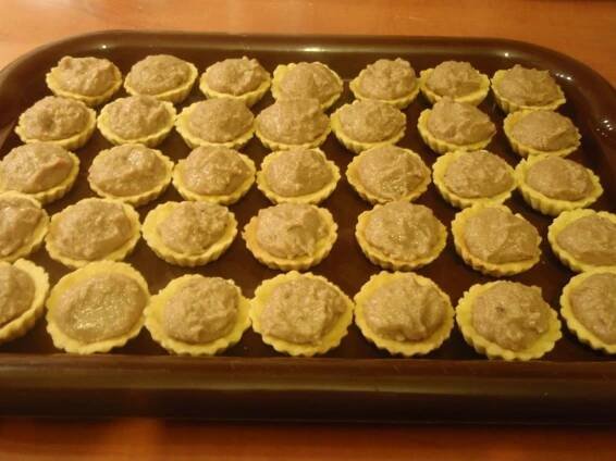 Recept: Košíčky s ořechovorumovou náplní | Tradičnírecepty.cz
