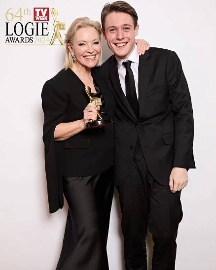 Who is Rebecca Gibney's husband? Meet Richard Bell.