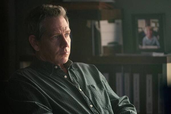 Outsider - Fish in a Barrel - Z filmu - Ben Mendelsohn