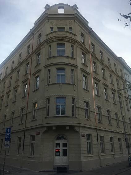 Rodinné a bytové domy, sídla – Truhlářství TRUST – Truhlářství Jižní Čechy