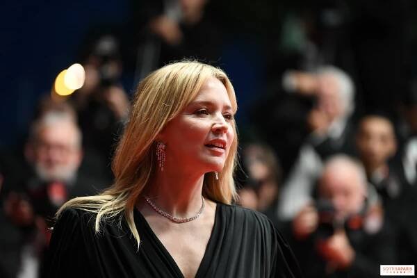 Festival v Cannes 2024: Intenzivní premiéra filmu Davida Cronenberga The Shrouds - Sortiraparis.com