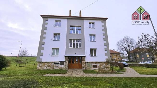 Dlouhodobý pronájem bytu 1+1, 29 m2, sklep, Lovosice, ulice U nadjezdu, 8 000 Kč/měs