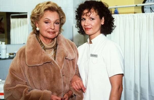 Zemřel sex-symbol 50. let Nadja Tillerová (†93)! Hrála i s Brejchovou