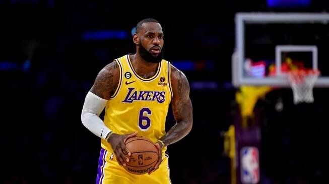 Těžké chvíle v životě LeBrona Jamese. Jeho syn prodělal srdeční zástavu. Co basketbalista vzkázal fanouškům?
