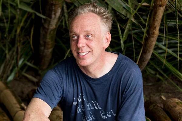 Mike White writes insanely disturbing 'Survivor' fan fiction