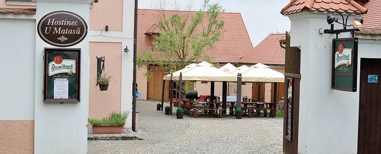 Restaurace & Penzion U Matasů