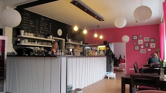V kočičí kavárně, díl třetí: CoffeeCat, Olomouc - Zajímavosti - Modrý kocouř.cz