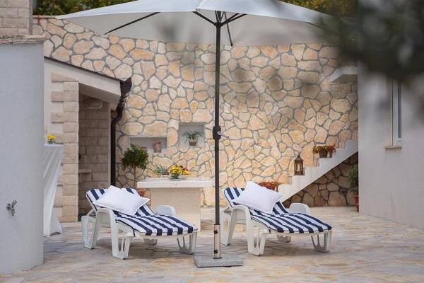 Villa Daria Marusici - Willkommen in der Omis Riviera, Kroatien!