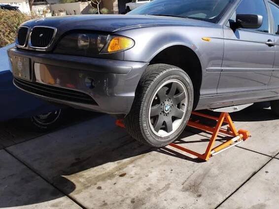 AUTOLift 3000 - Originální přenosný a překlápěcí zvedák