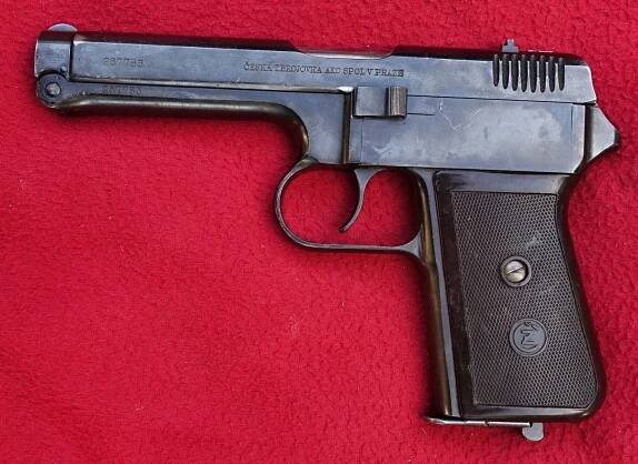 Pistole ČZ vz.38 se spoušťovým mechanismem SA/DA - Sběratelské zbraně