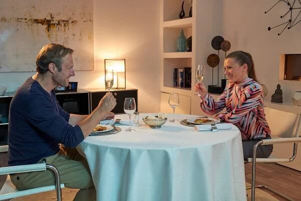Die Klempnerin - Wer sich verloren gibt, hat schon verloren - Z filmu - Hanno Friedrich, Rebecca Rudolph