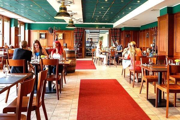 Restaurace Na golfu foto 6
