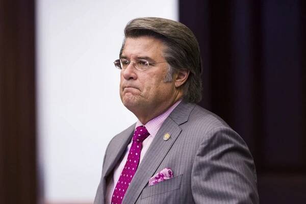 Gary Farmer resigns from Broward judgeship after suspension over judicial misconduct