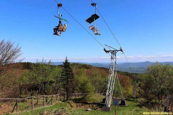 Sedačková lanovka Krupka - Komáří Vížka