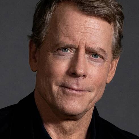 greg-kinnear-smoke-off-the-grid
