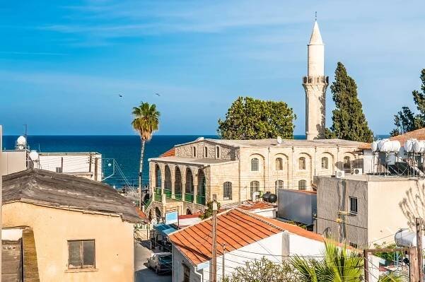 Staré město larnaca. Kypr — Stock obrázek