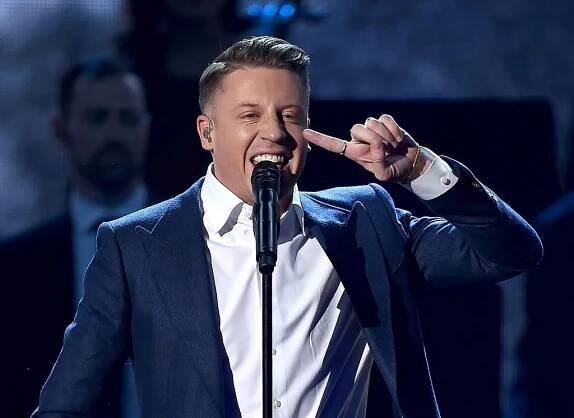 Macklemore Believed In Himself, Told Major Labels To Screw Off, Then Got Rich On His Own Terms