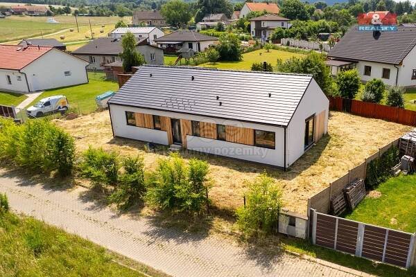 Prodej domů, Skuhrov | Mapio.cz