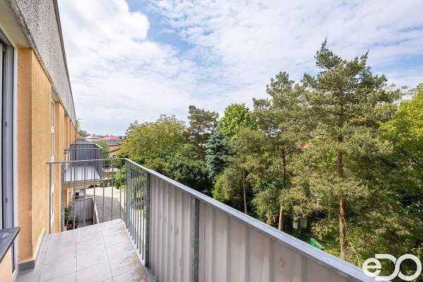 Prodej bytu 3+1, 88m2, balkon, lodžie, sklep, Černilov