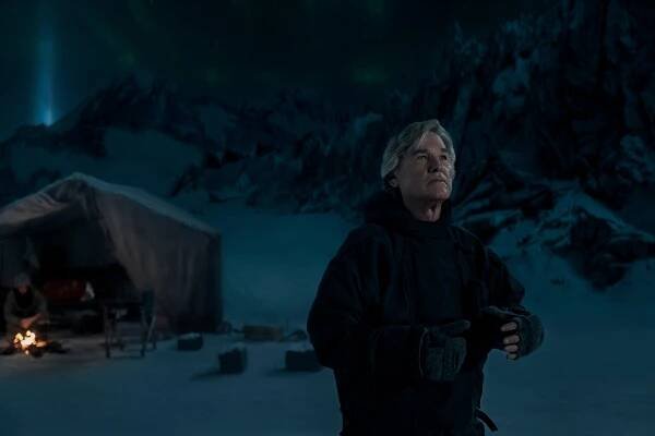 Monarch: Odkaz monster - Paralely a nitro - Z filmu - Kurt Russell