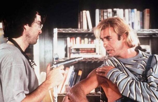 Trávníkář - Z filmu - Pierce Brosnan, Jeff Fahey
