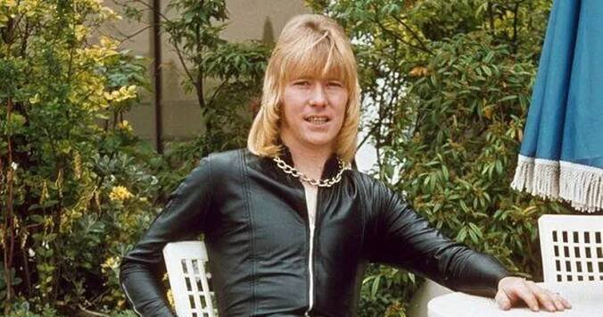 Rock star died penniless in a council flat after selling house to pay tax bill